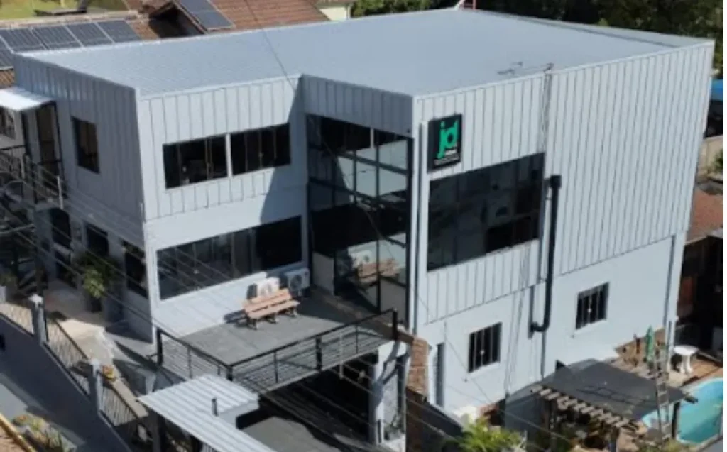 Vista externa da sede da Jodal SST